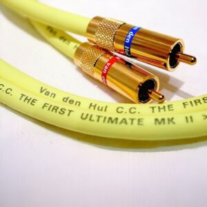 荷蘭 VAN DEN HUL<BR>FIRST ULTIMATE MK II RCA 訊號線